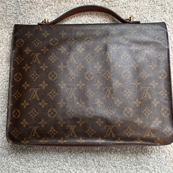 Louis Vuitton Monogram Porte Document Bandoliere - Picture 2 of 14